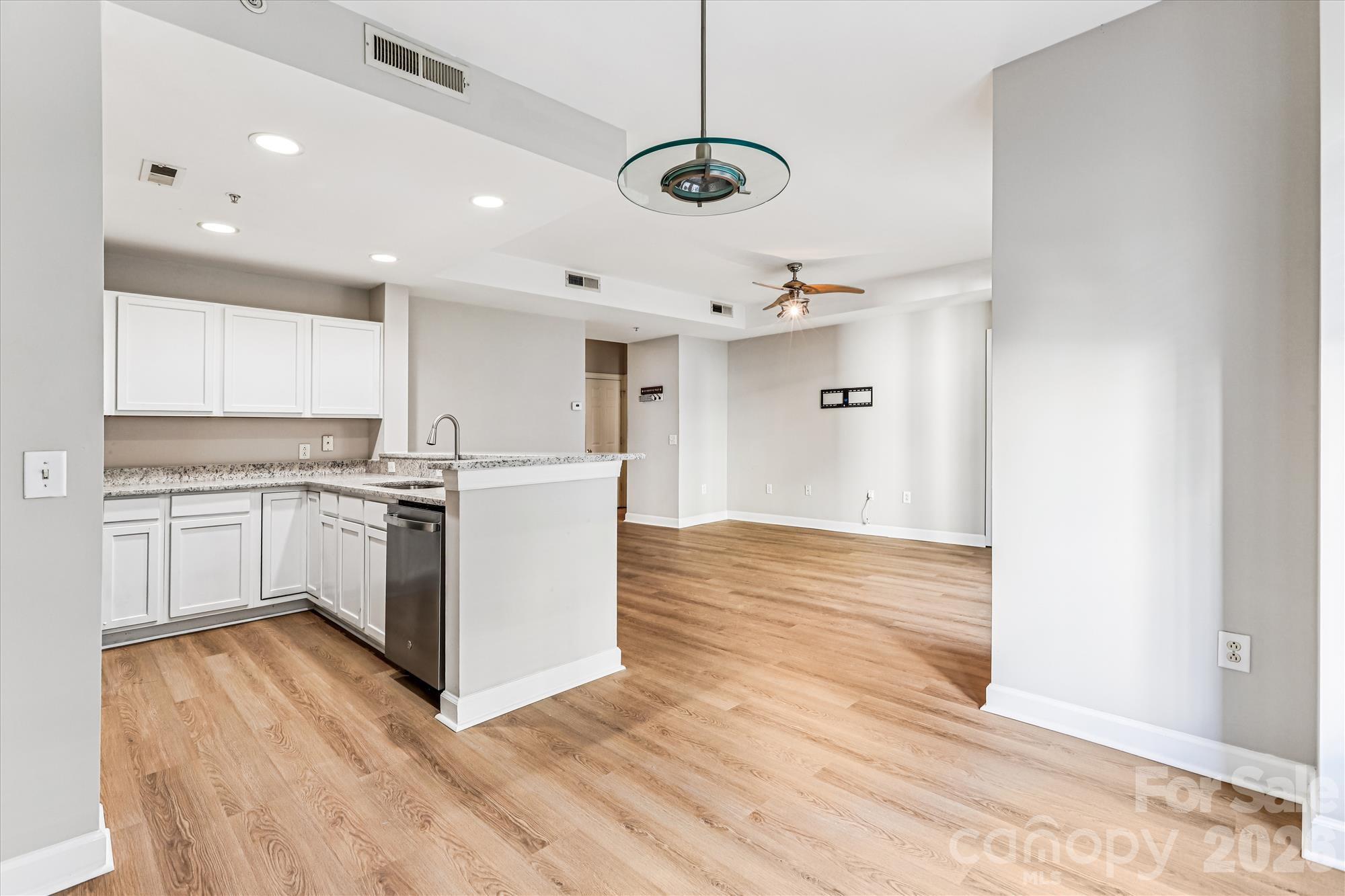 Gateway Plaza - Residential