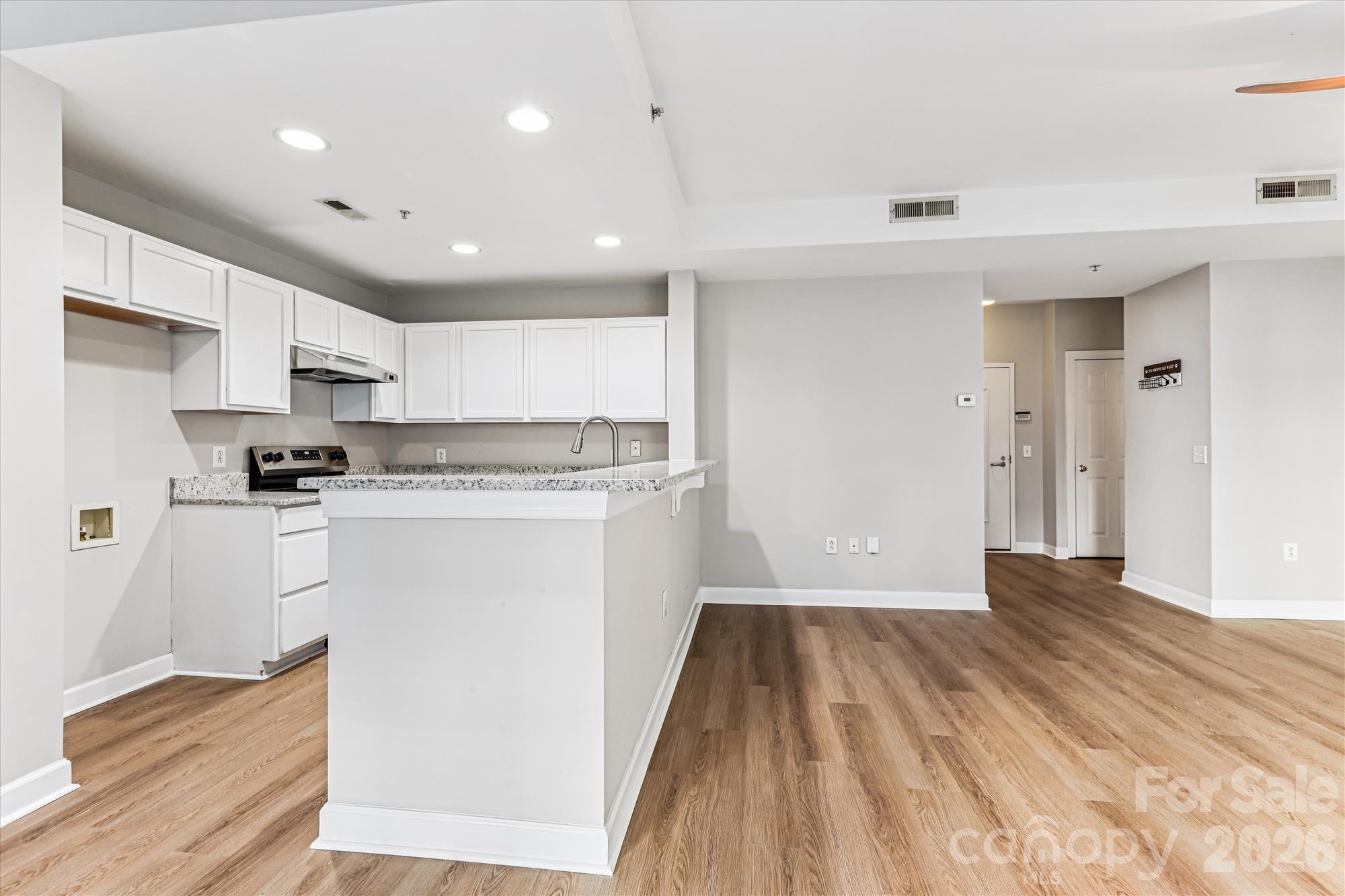 Gateway Plaza - Residential