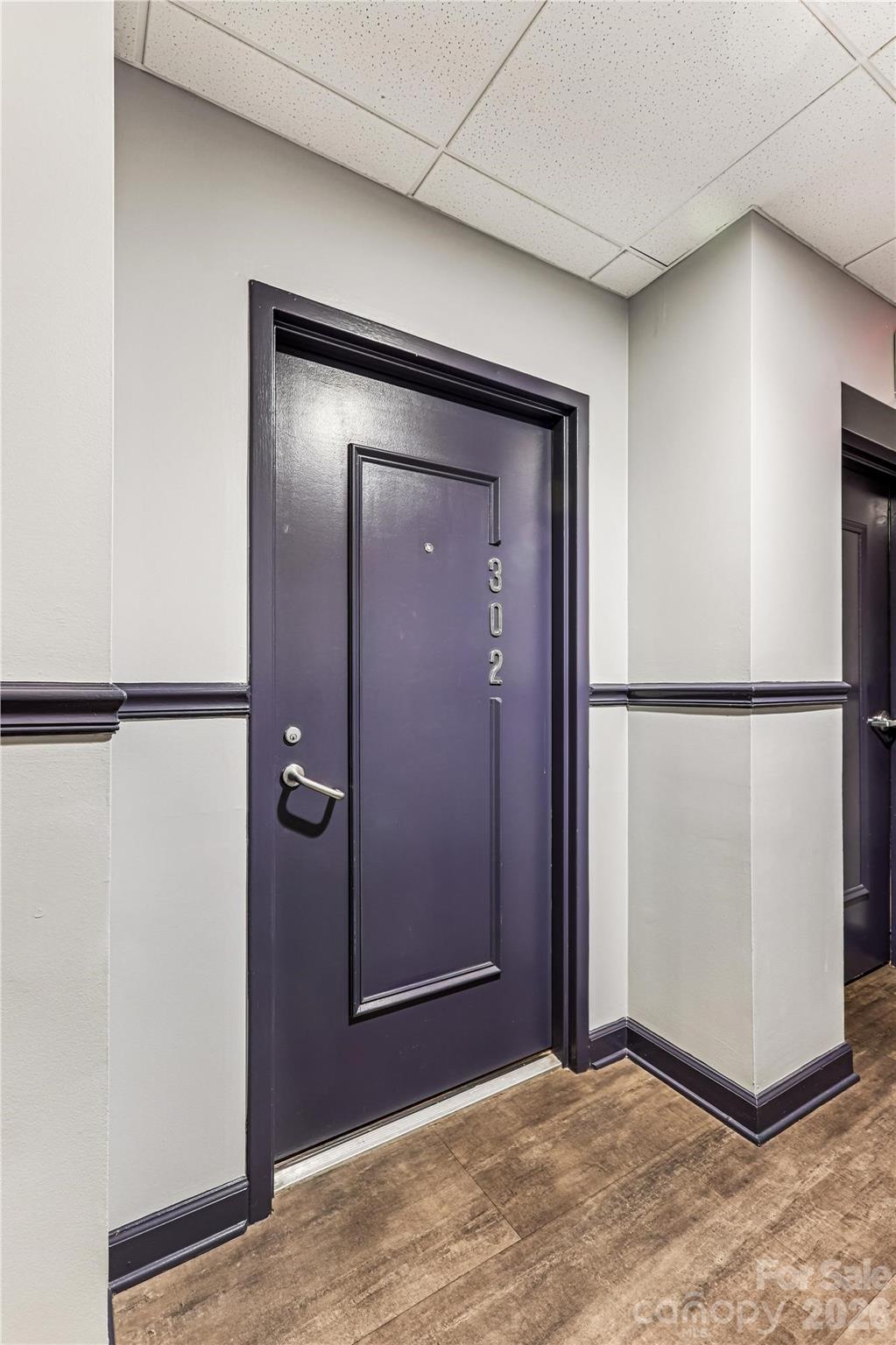 718 W Trade Street 302