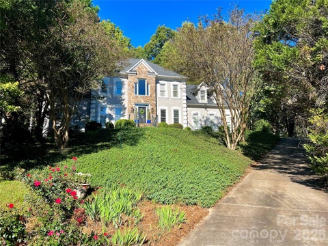 Photo of 861 Kings Crossing Drive, Concord, NC 28027 (MLS # 4435796)