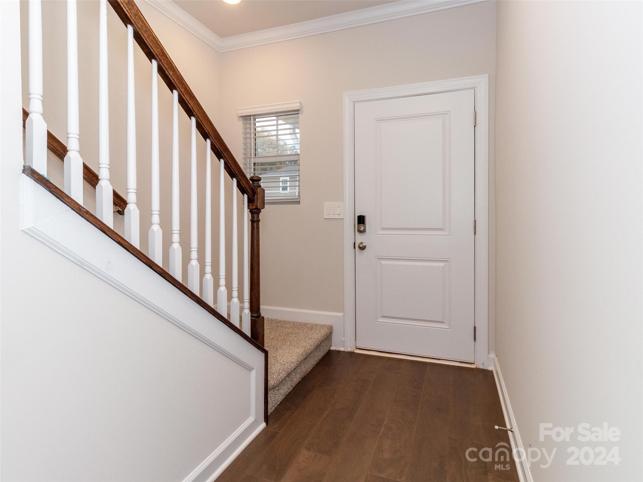471 Olympia Way 101