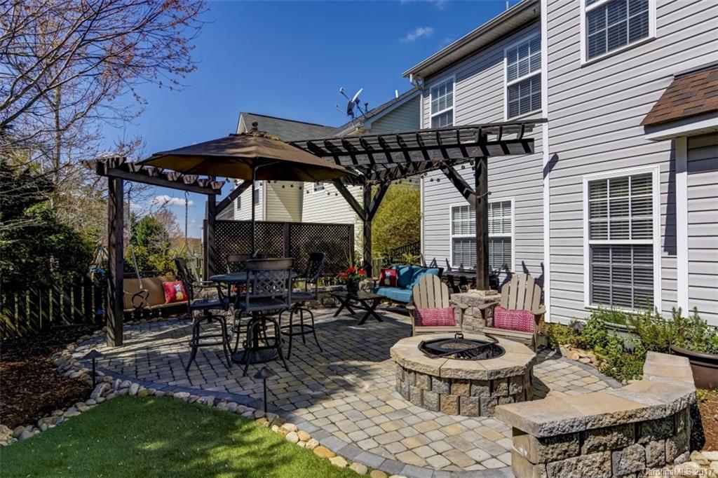 Moss Creek Village - Residential