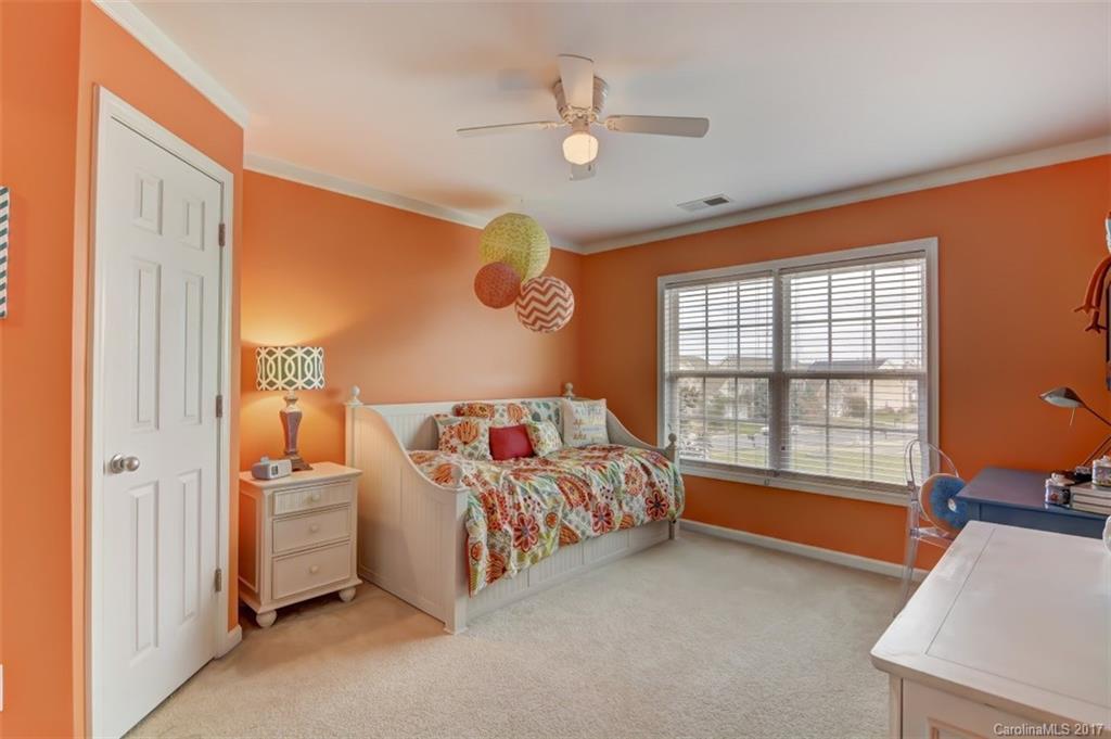 Moss Creek Village - Residential