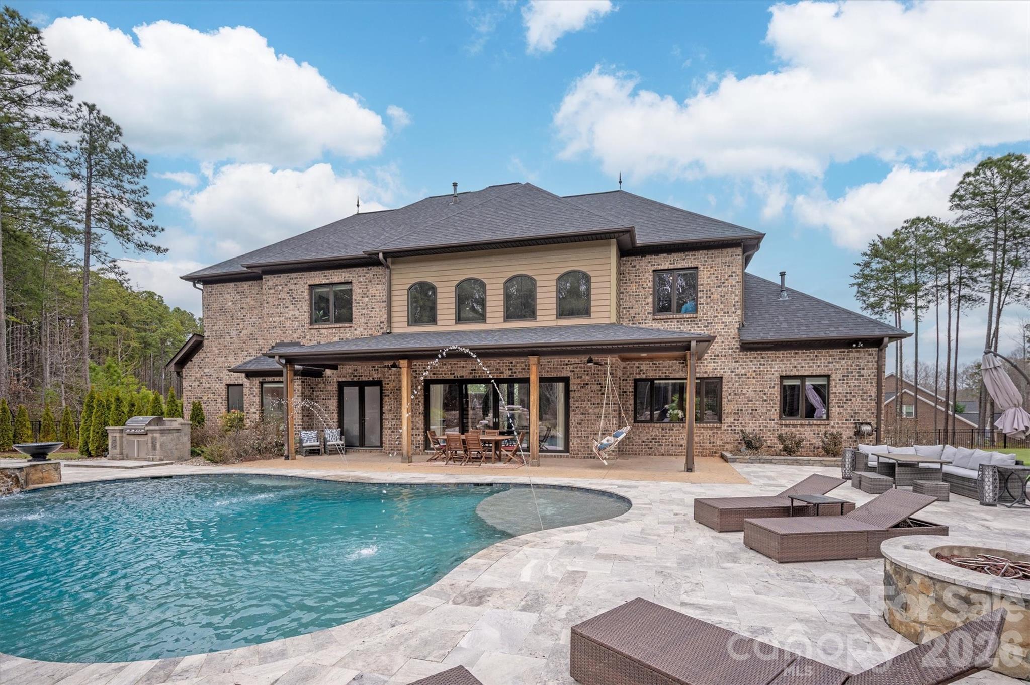 Norman Pointe - Residential