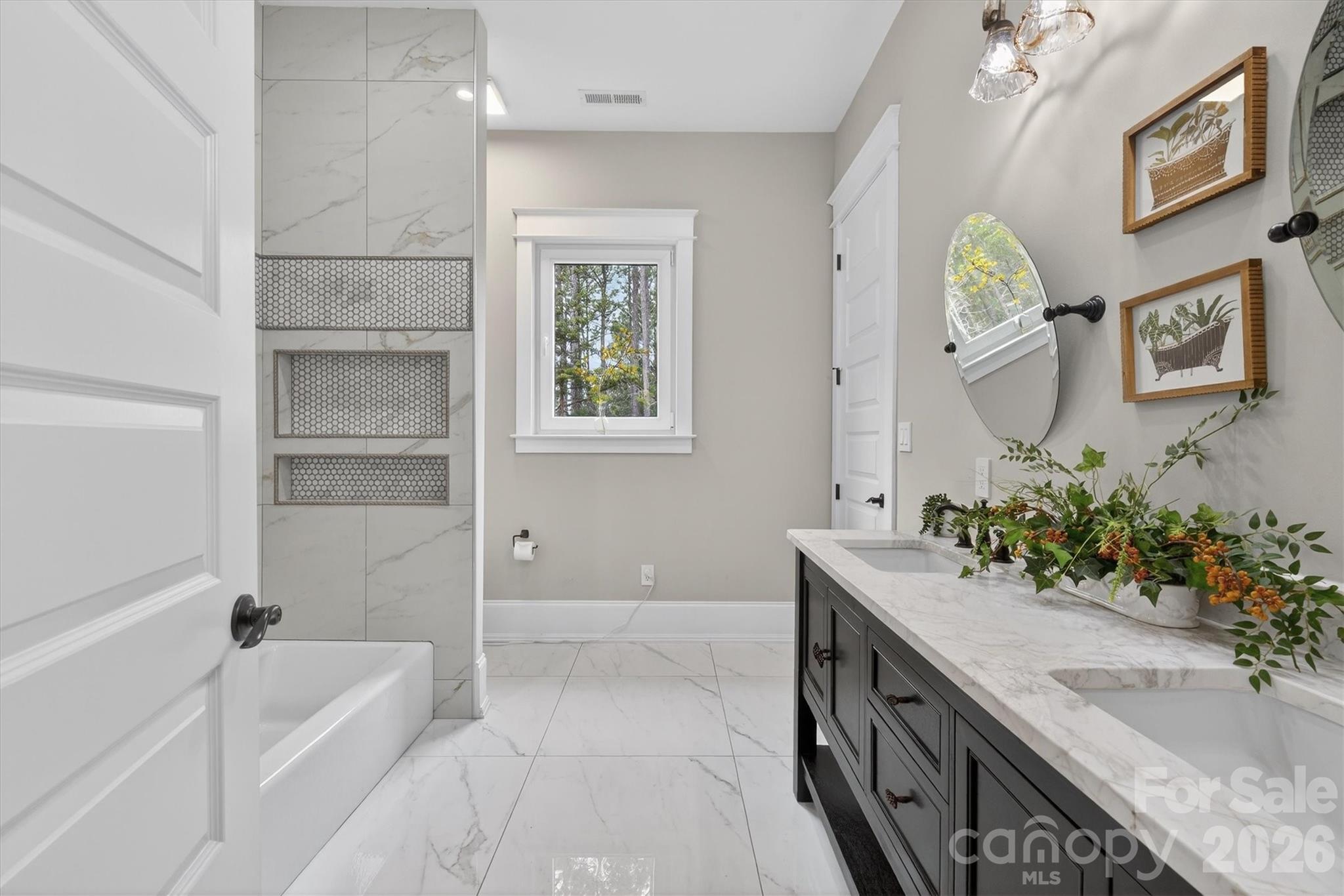 Norman Pointe - Residential