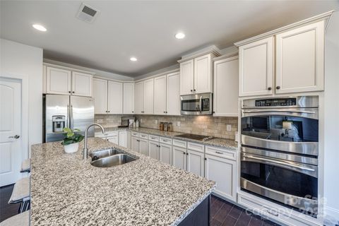 5110 Pansley Drive Charlotte NC 28226