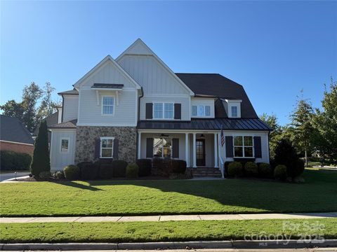 Photo of 17504 Gillican Overlook Road, Davidson, NC 28036 (MLS # 4309575)