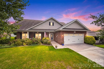 7244 Kenyon Drive Denver NC 28037
