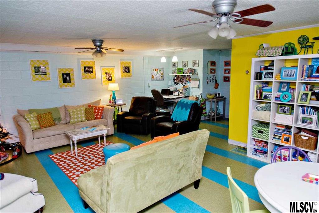 Idlewood Acres - Residential