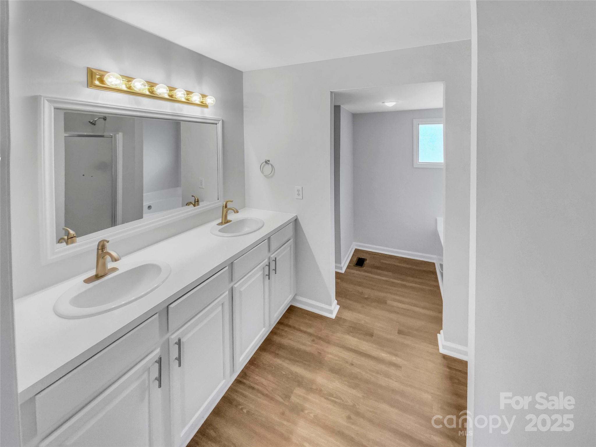 Meadowbrook - Residential