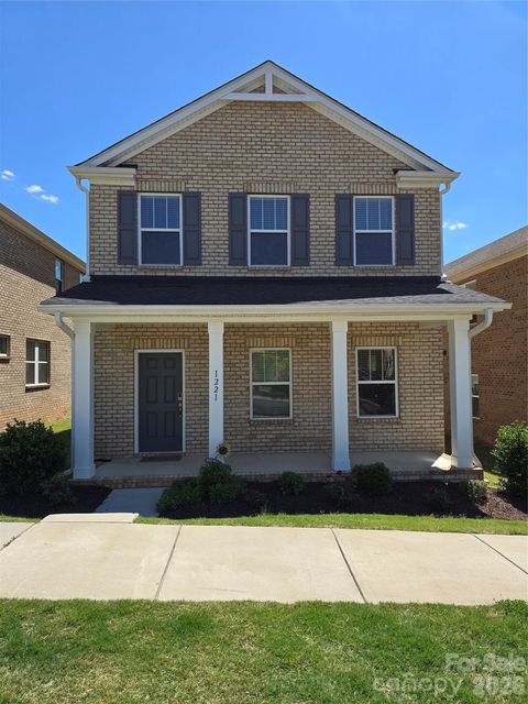 Photo of 1221 Colgher Street, Charlotte, NC 28227 (MLS # 4383446)