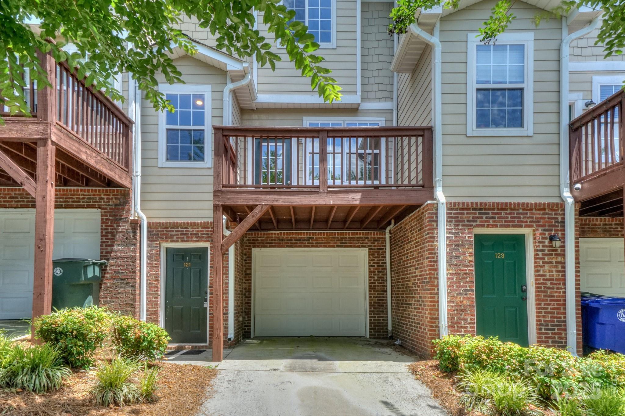 121 High Ridge Road