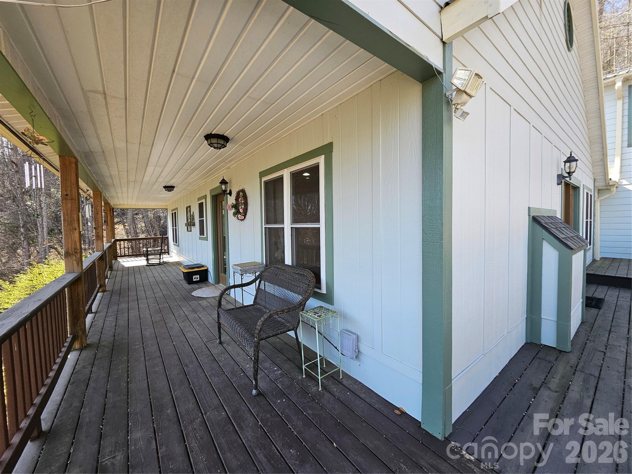 477 West Ridge Drive