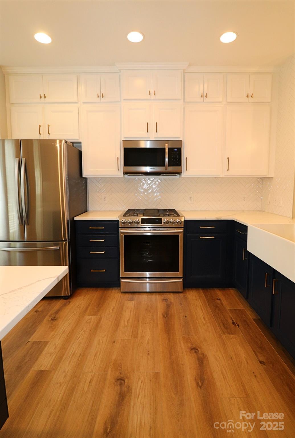 Baxter Village - Residential Lease