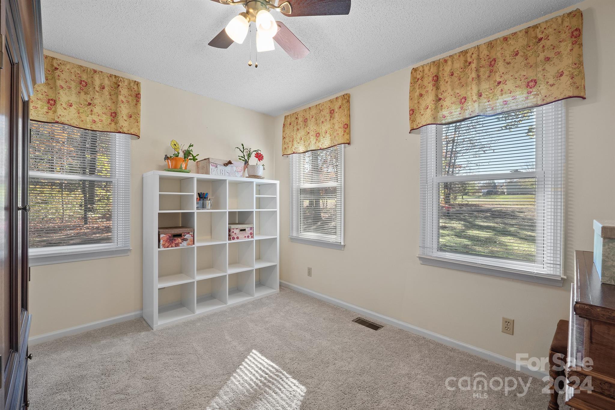 Spring Valley - Residential