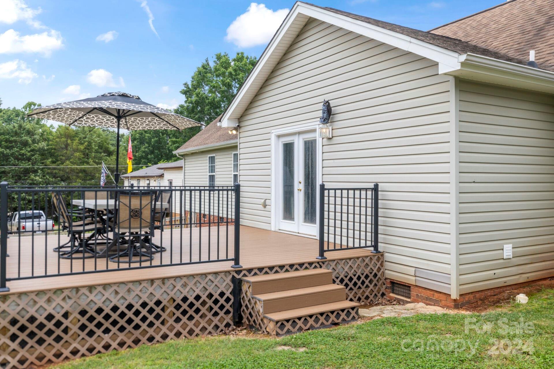 Holly Hills - Residential