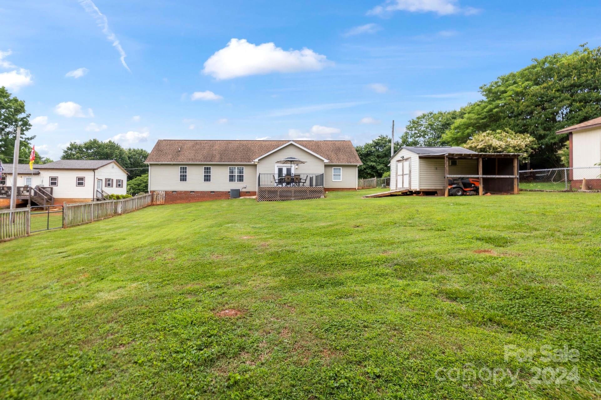 Holly Hills - Residential