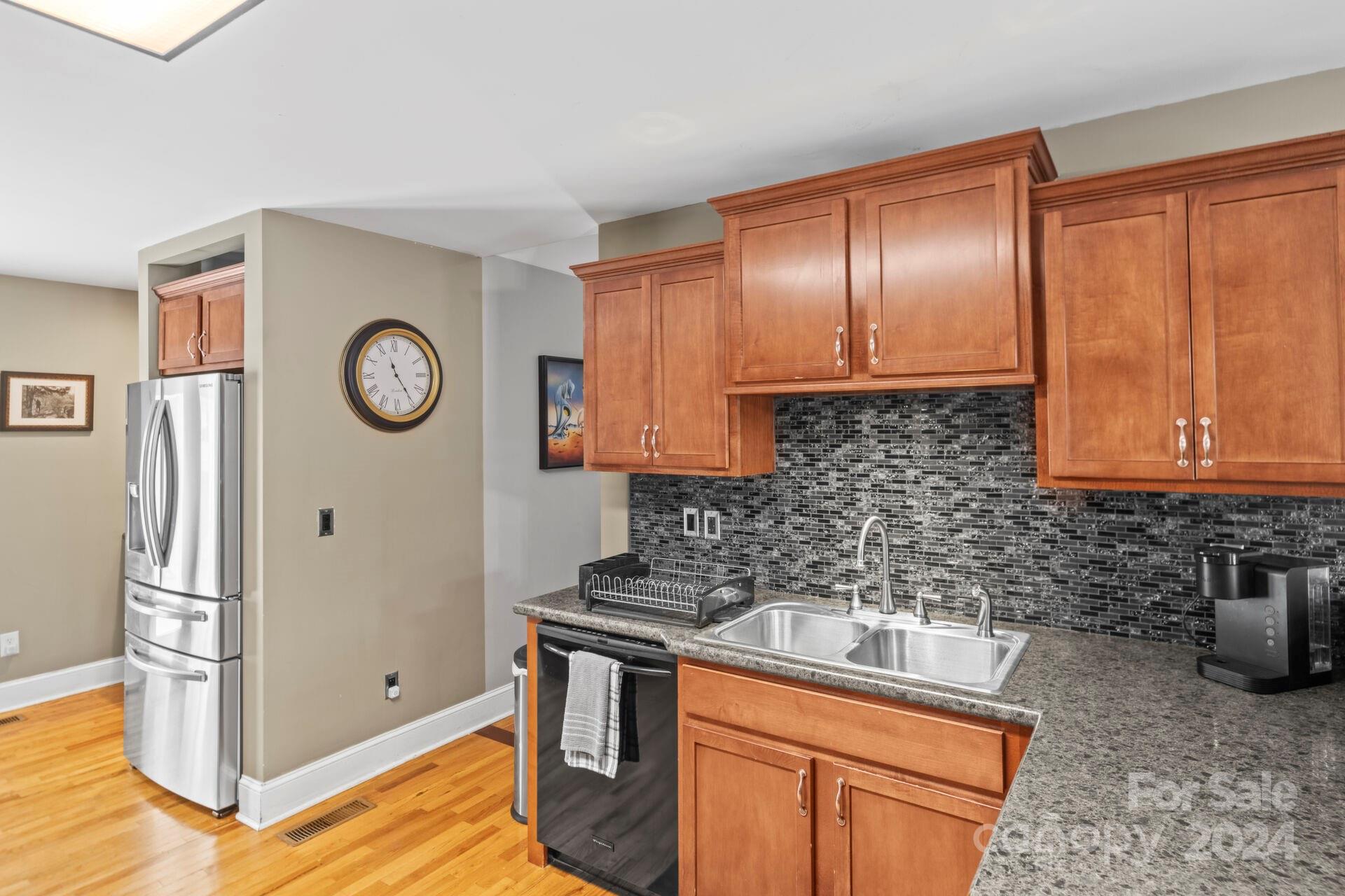 Holly Hills - Residential