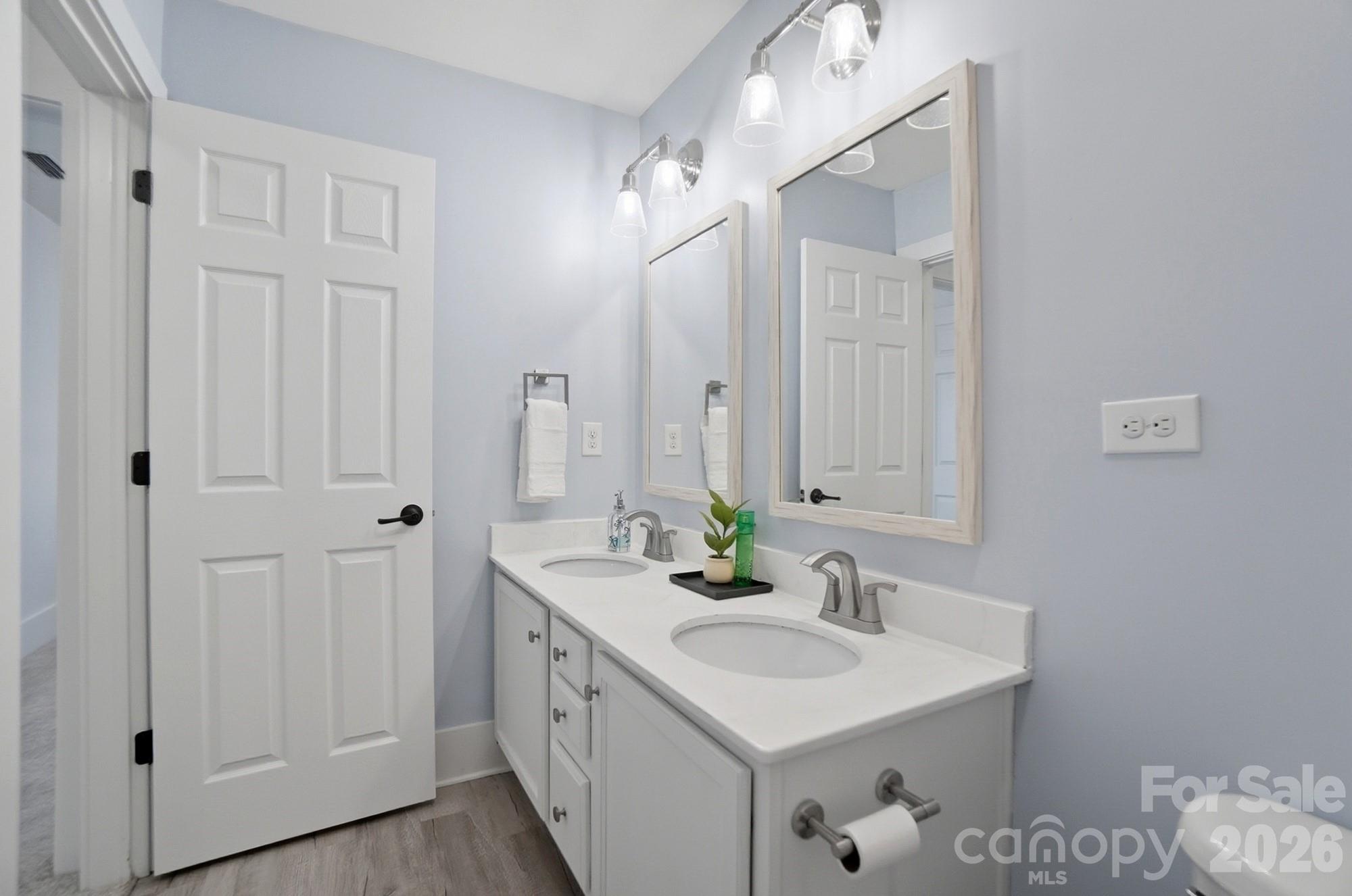 Lake Ridge - Residential