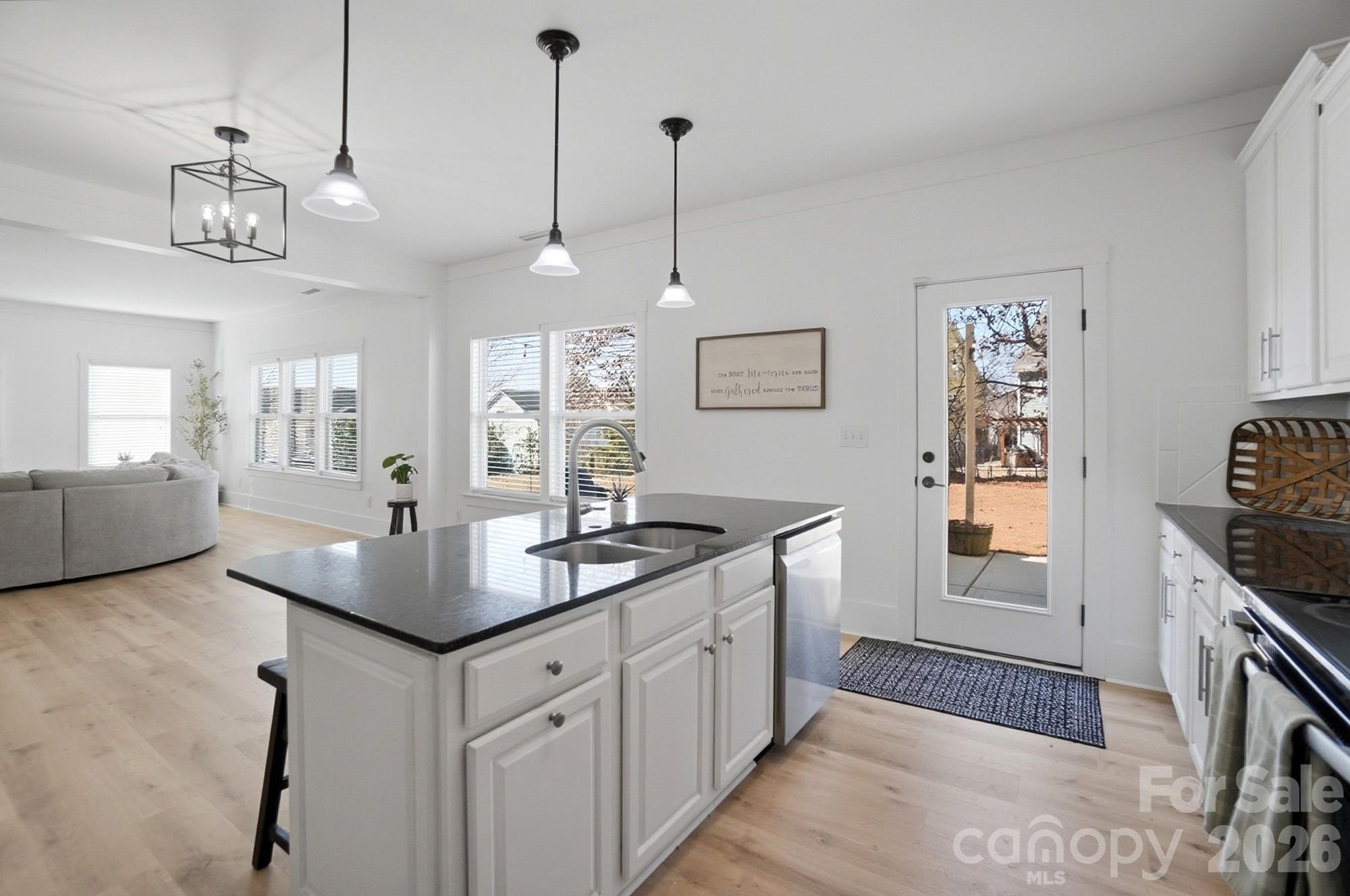 Lake Ridge - Residential