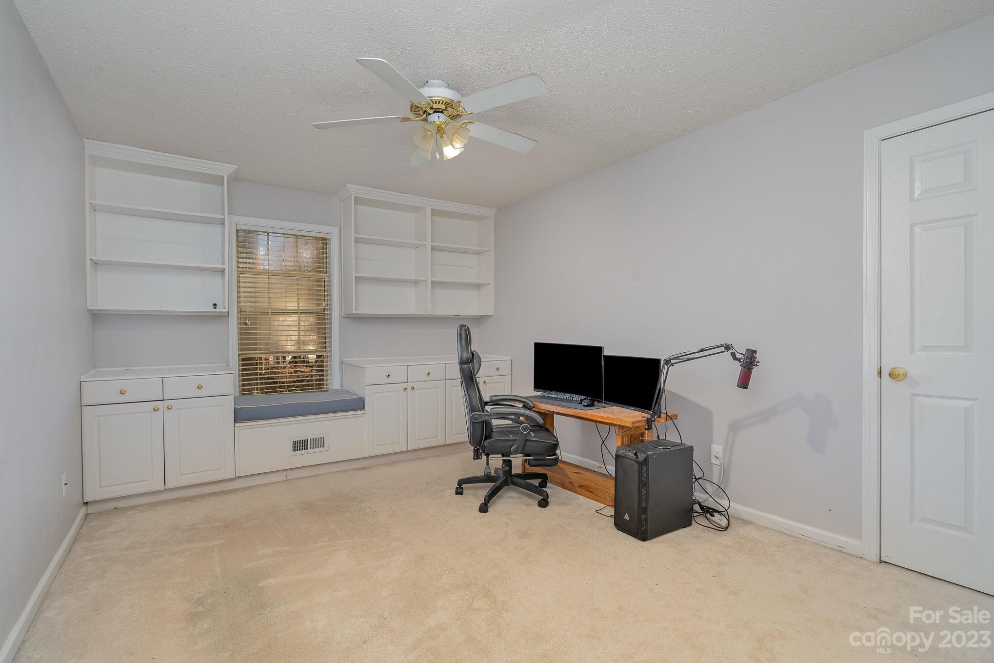 Highland Creek - Residential