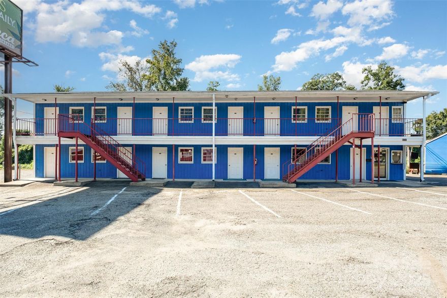 This 19-door motel on Wilkinson Blvd in Belmont presents a rare and lucrative investment opportunity in one of the region’s fastest-growing corridors. Perfectly positioned just six miles from Charlotte Douglas International Airport and directly adjacent to I-85, the property benefits from exceptional accessibility and visibility. With over 30,000 vehicles passing by daily, the location offers unmatched exposure for travelers and long-term guests alike.
In addition to its income-generating rooms, the property includes a billboard that provides steady monthly revenue—an added bonus for any investor looking to maximize returns. Surrounded by ongoing development and rising property values, this motel is a prime candidate for both immediate cash flow and future appreciation.
Whether you're expanding your hospitality portfolio or seeking a high-traffic commercial asset, this Belmont gem delivers on all fronts.