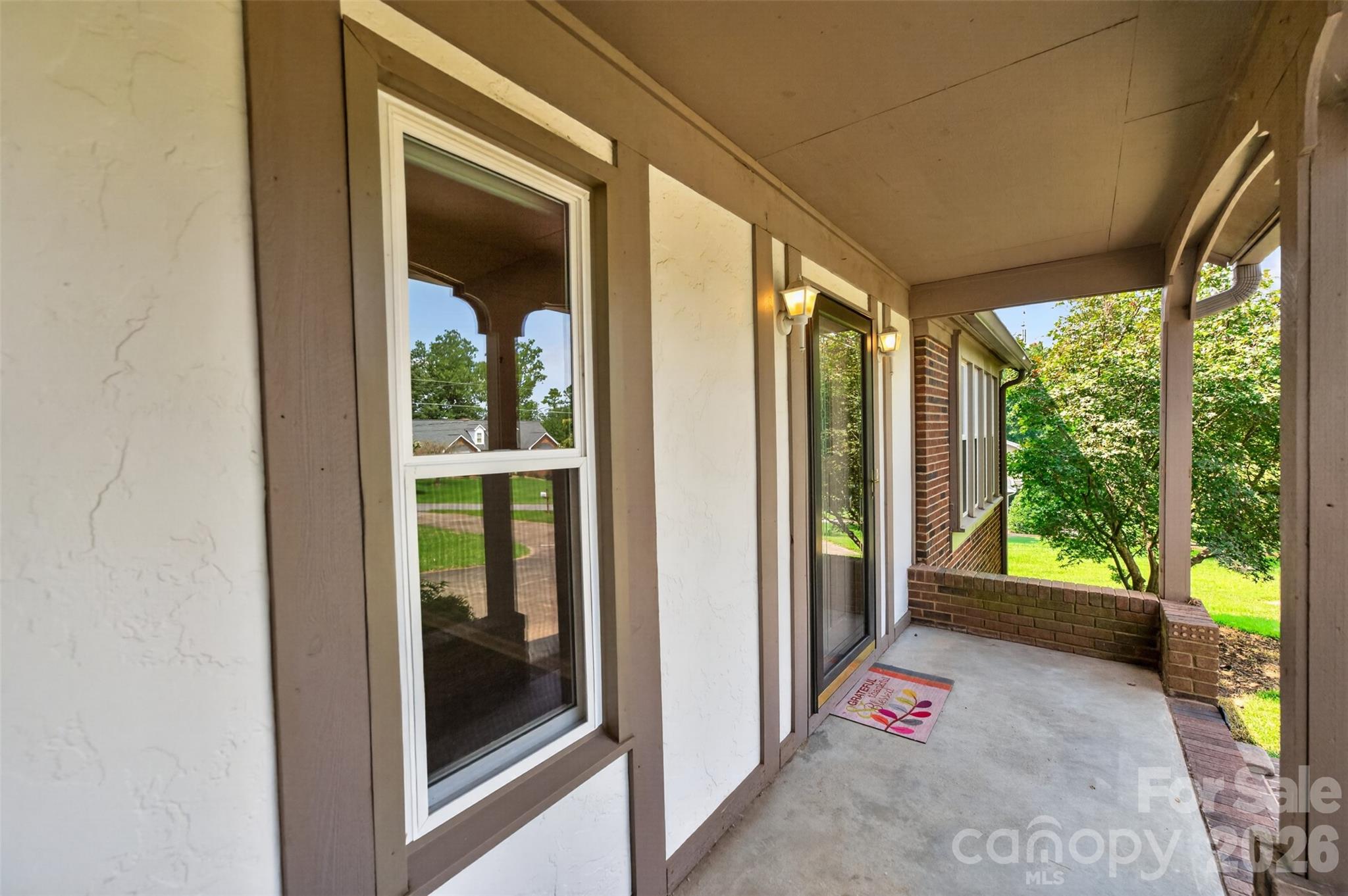 2923 Dogwood Drive