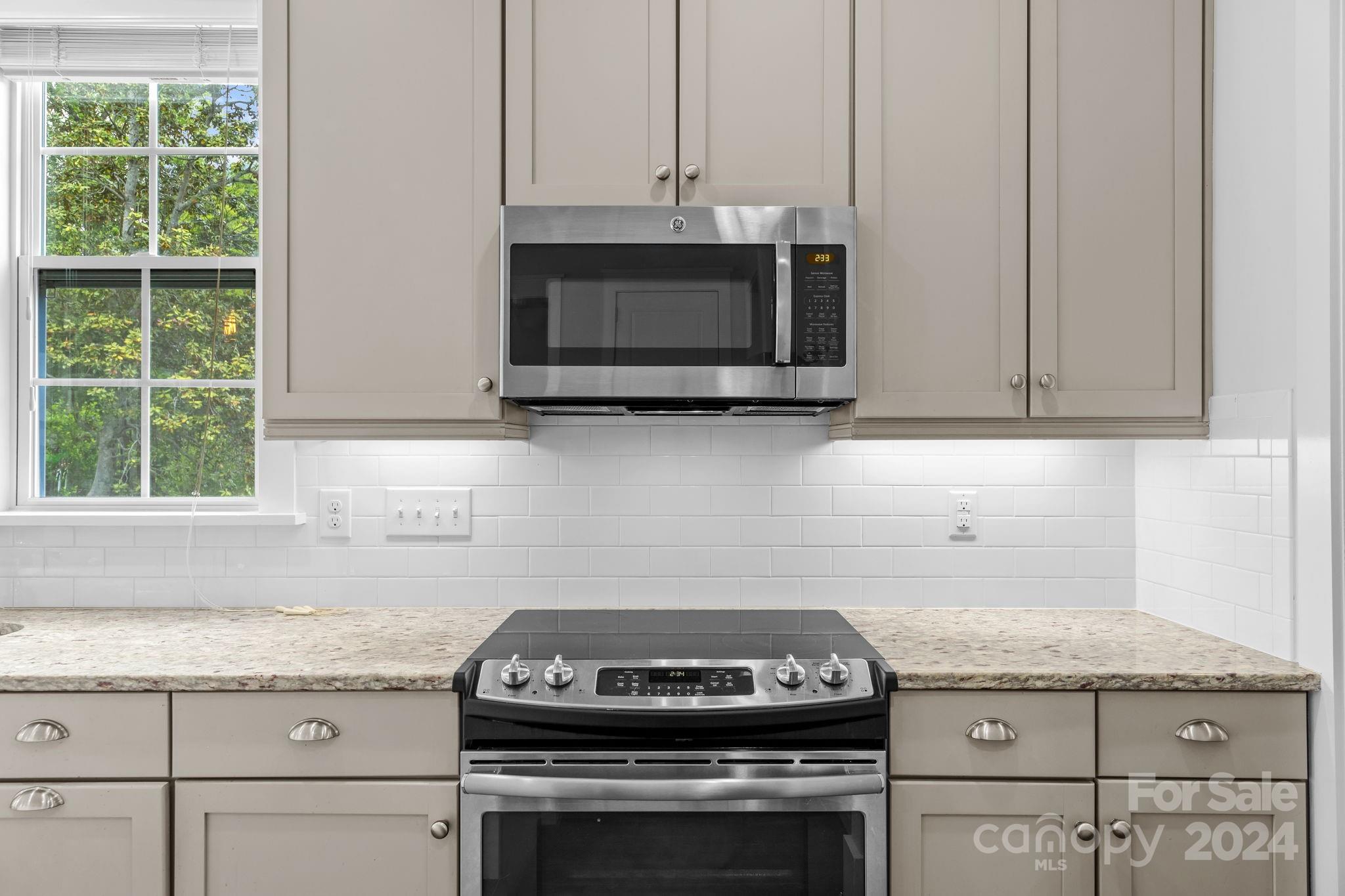 Merry Oaks - Residential