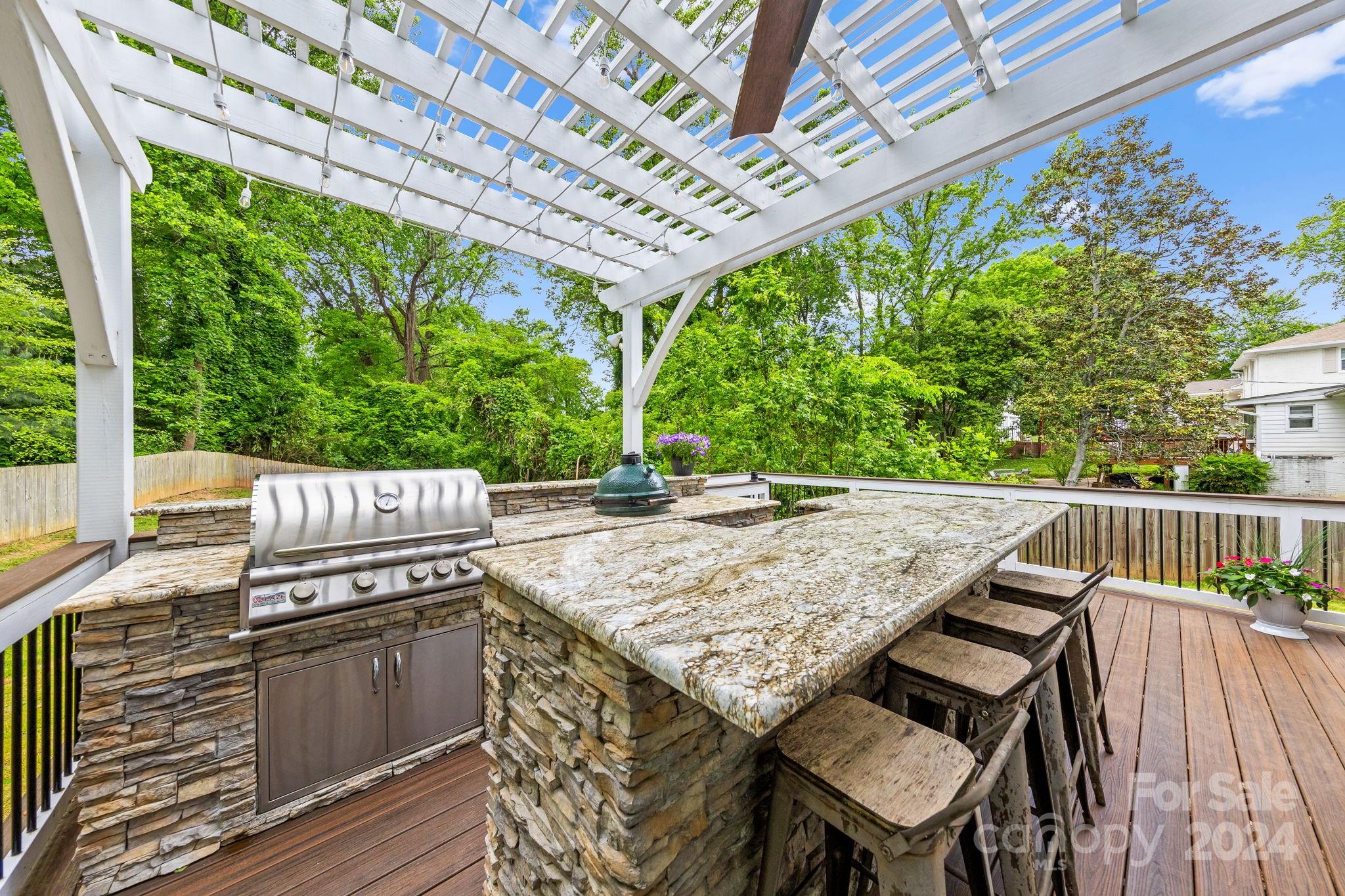 Merry Oaks - Residential