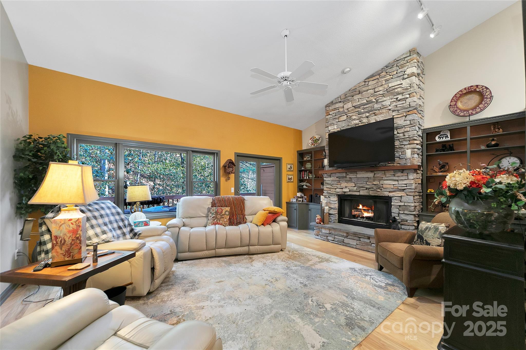 Connestee Falls - Residential