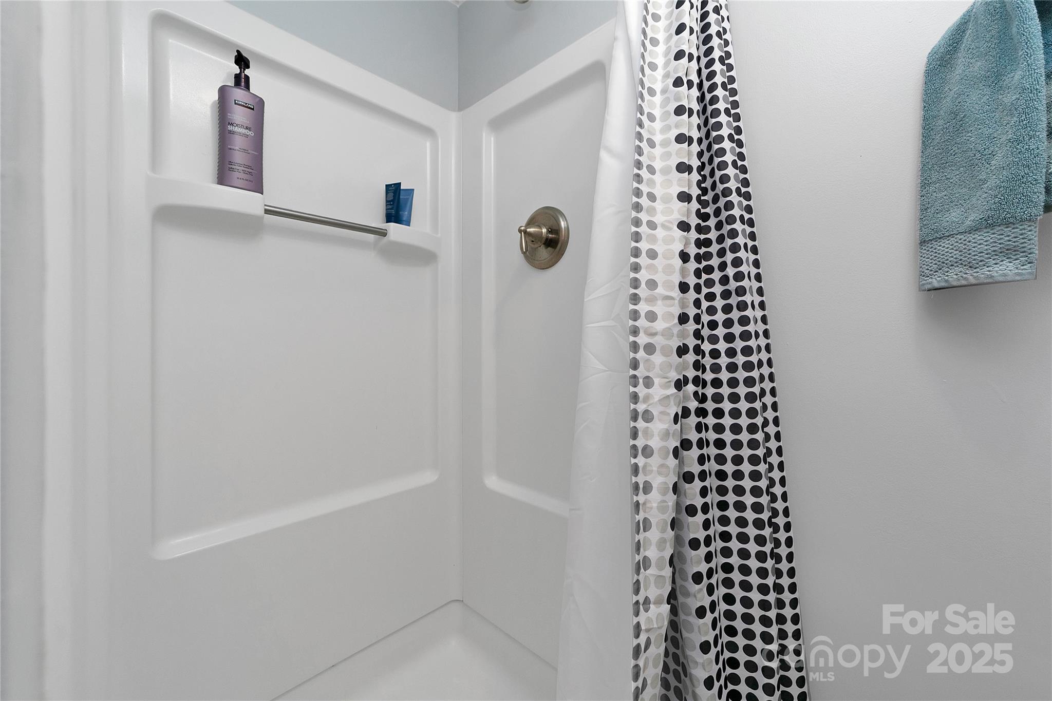 Connestee Falls - Residential