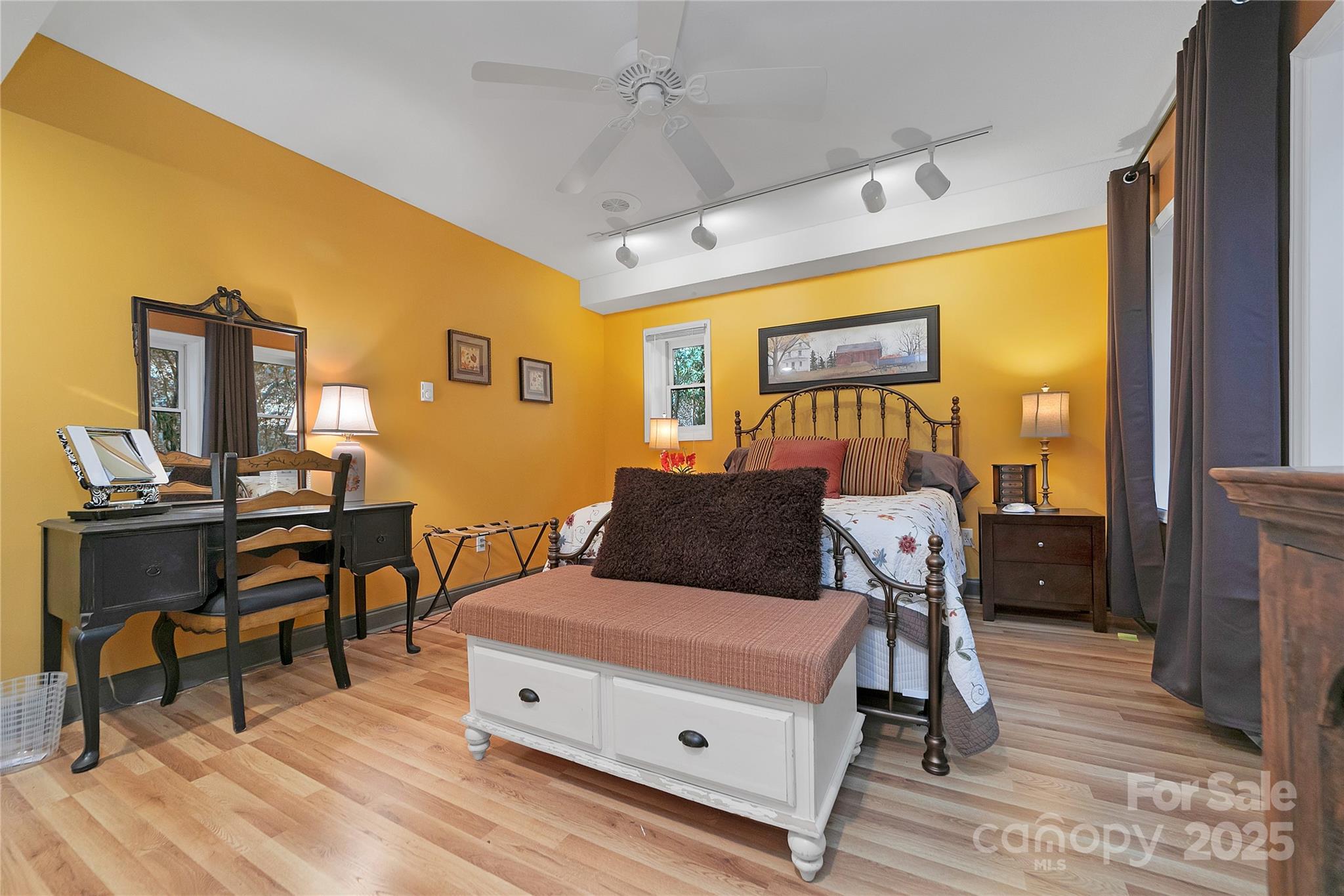 Connestee Falls - Residential