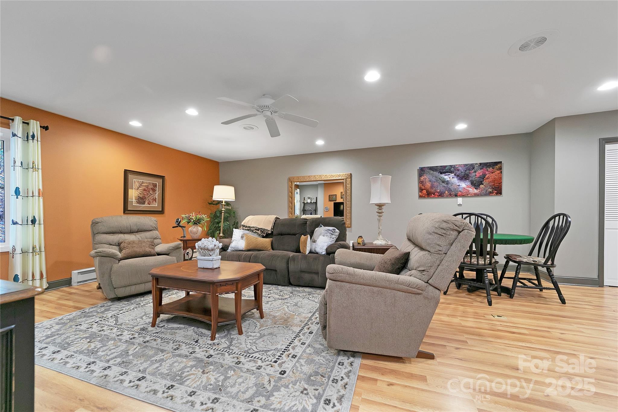 Connestee Falls - Residential