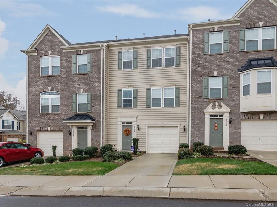 Beautifully decorated & meticulously maintained 3-story spacious townhome in popular Park South Station & minutes to South Park Mall!  Gorgeous hw floors in main living areas, tall ceilings, open layout between kitchen & Great Room.  Granite ctops, ss appliances, large/gorgeous cabinetry, large dining room, separate bar area, & deck off Great Room. Surround sound throughout & central vac system. Large master suite w/ upgraded bath w/ whirlpool tub & walk-in shower. Hurry, shows well!