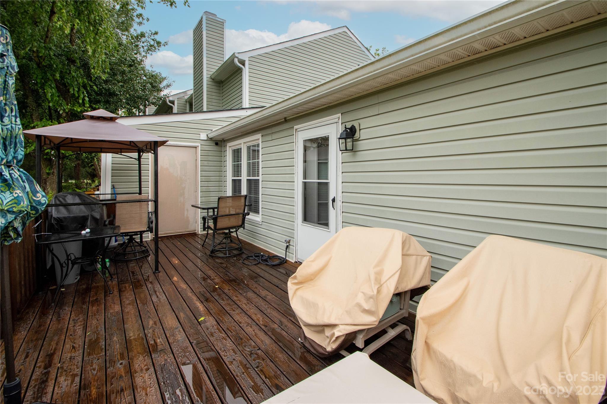 Kensington At Raintree - Residential