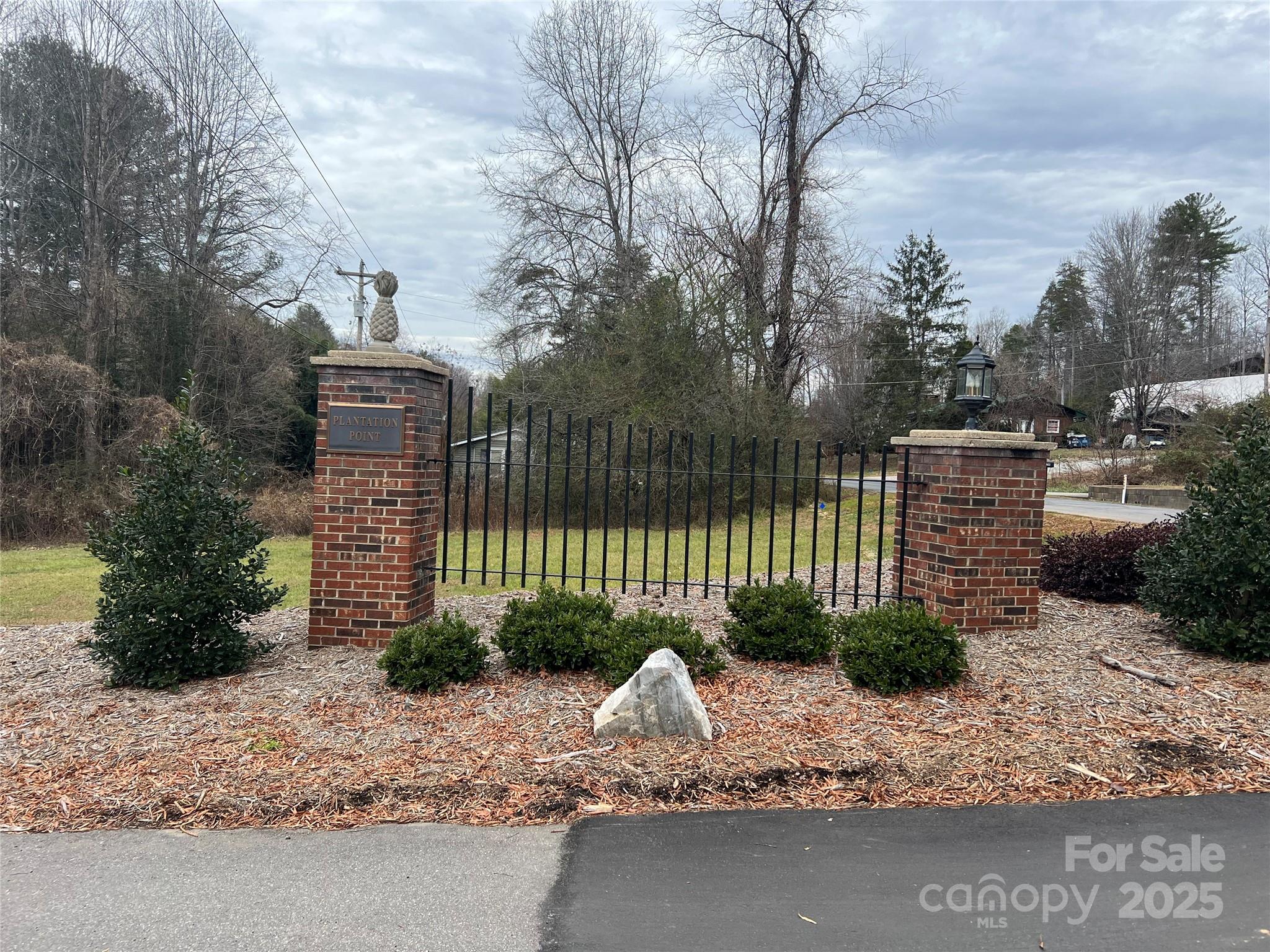 00 Lakeside Drive 29