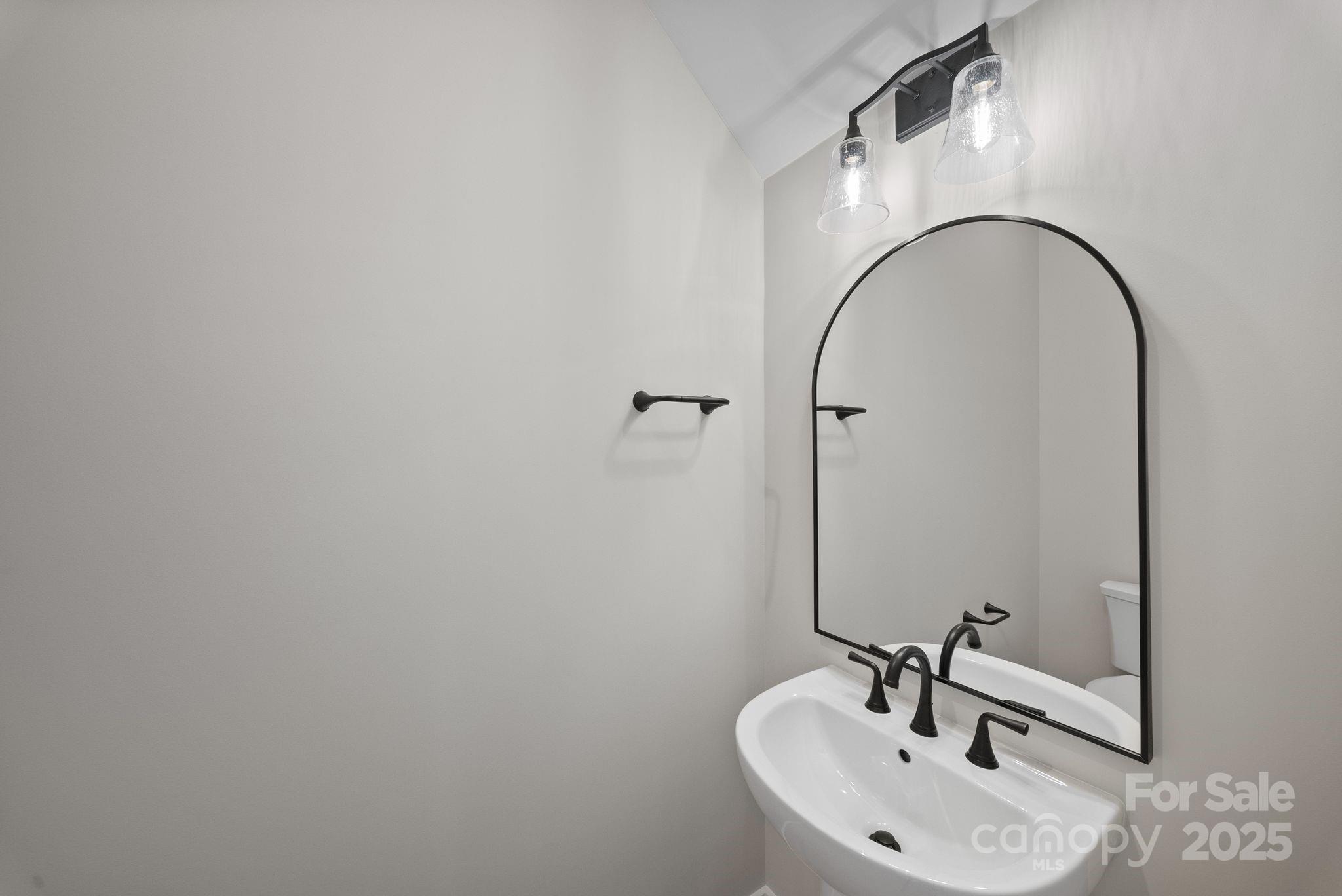 Villas at Pinecroft - Residential