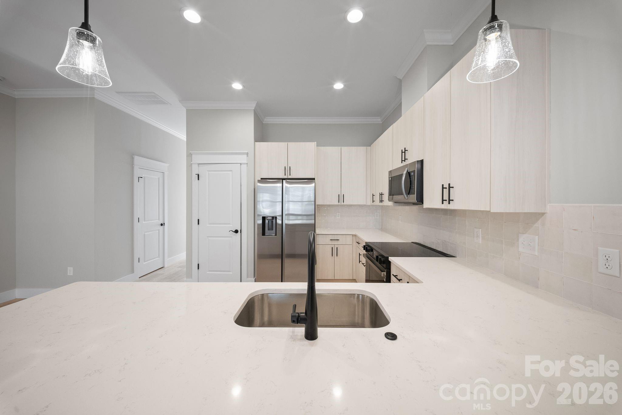 105 Collin Place 2