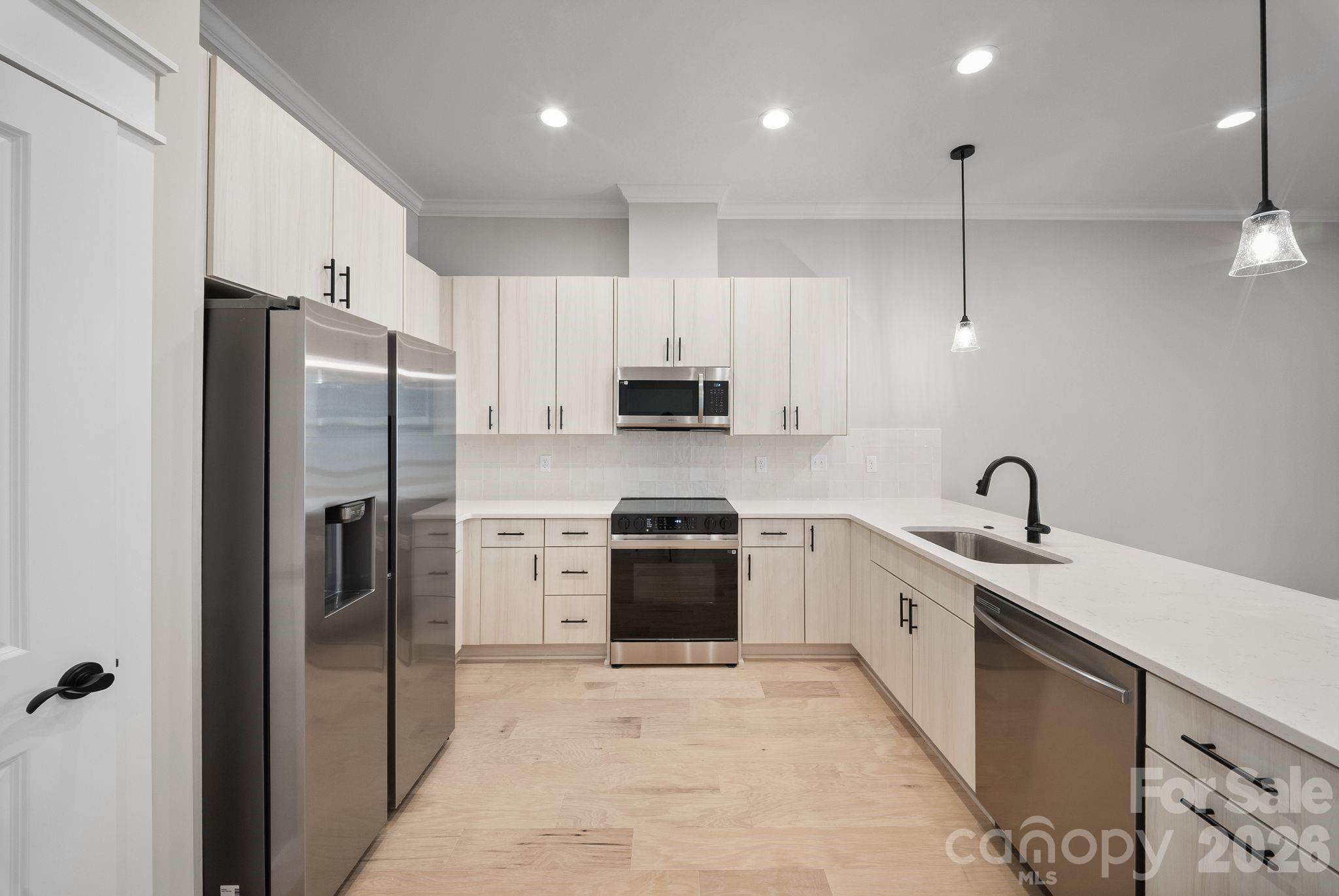 105 Collin Place 2