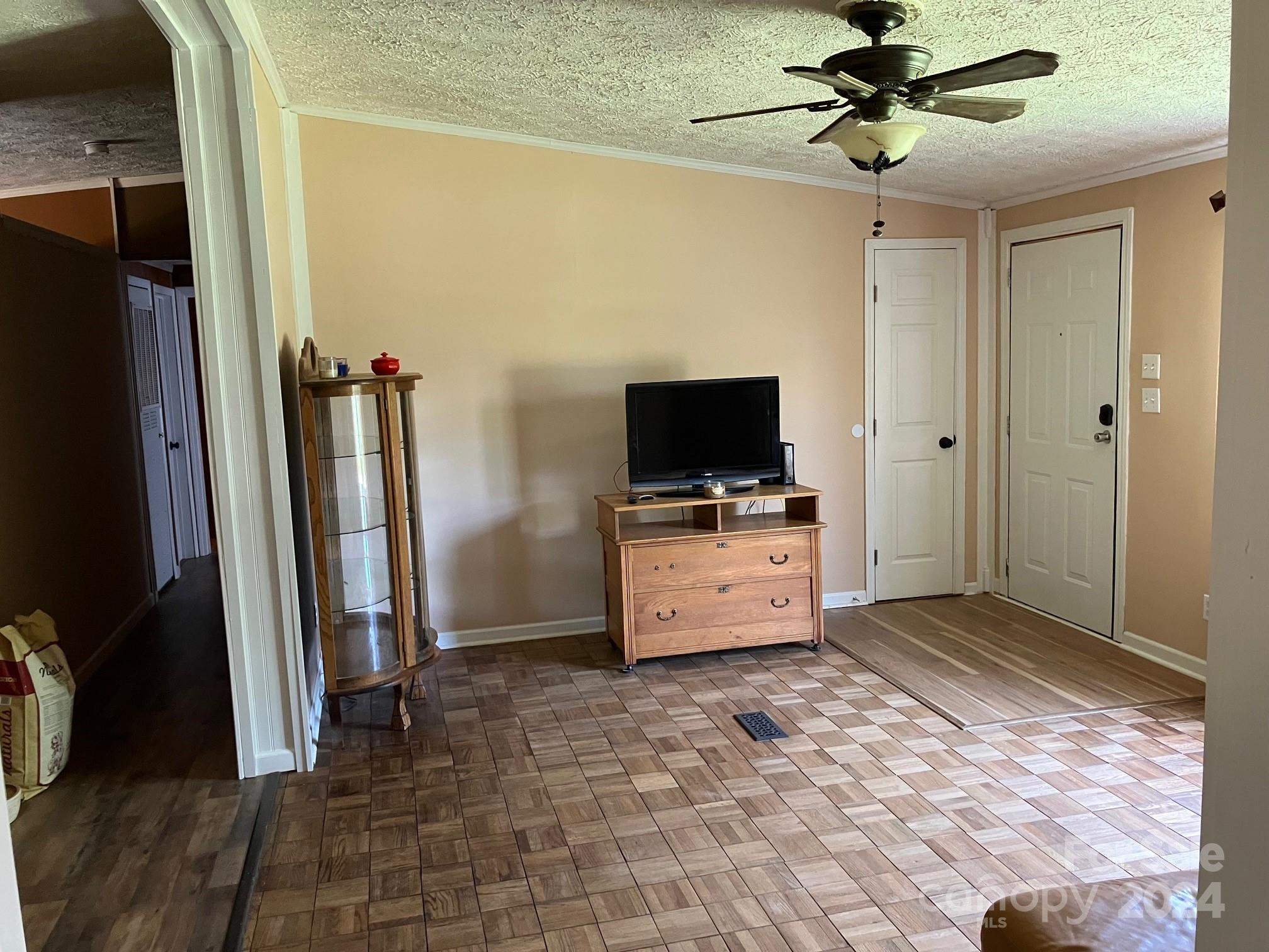 Cedar Bluff - Residential