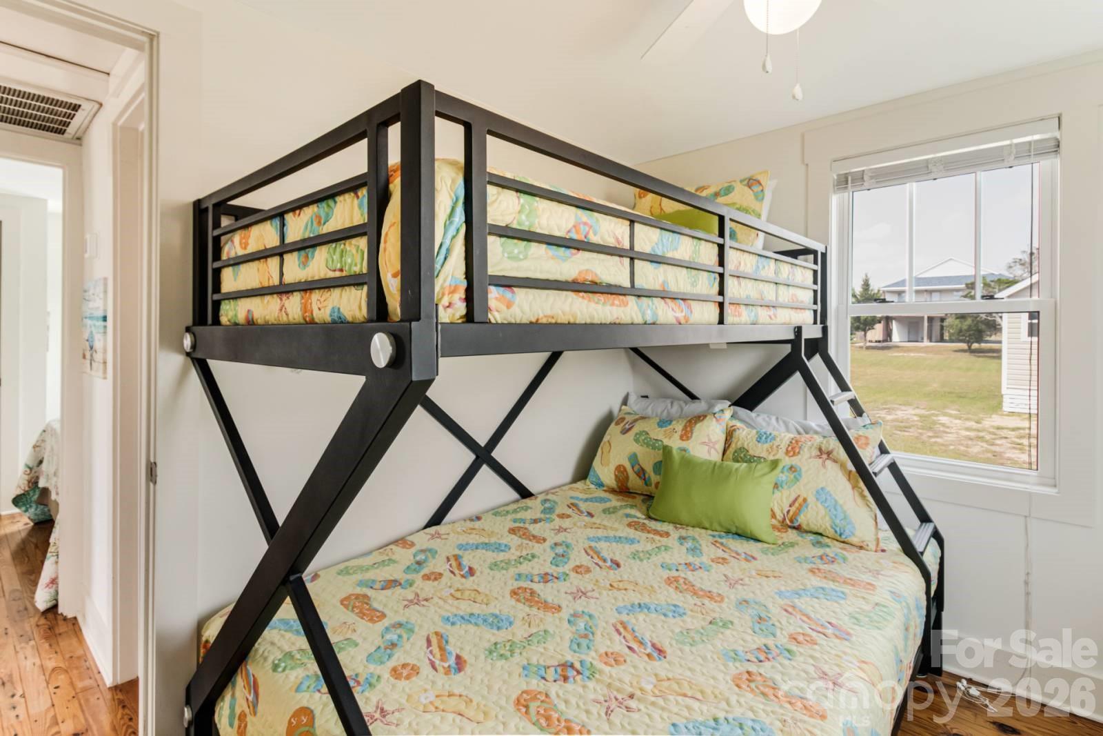 2622 E Dolphin Drive 11/30