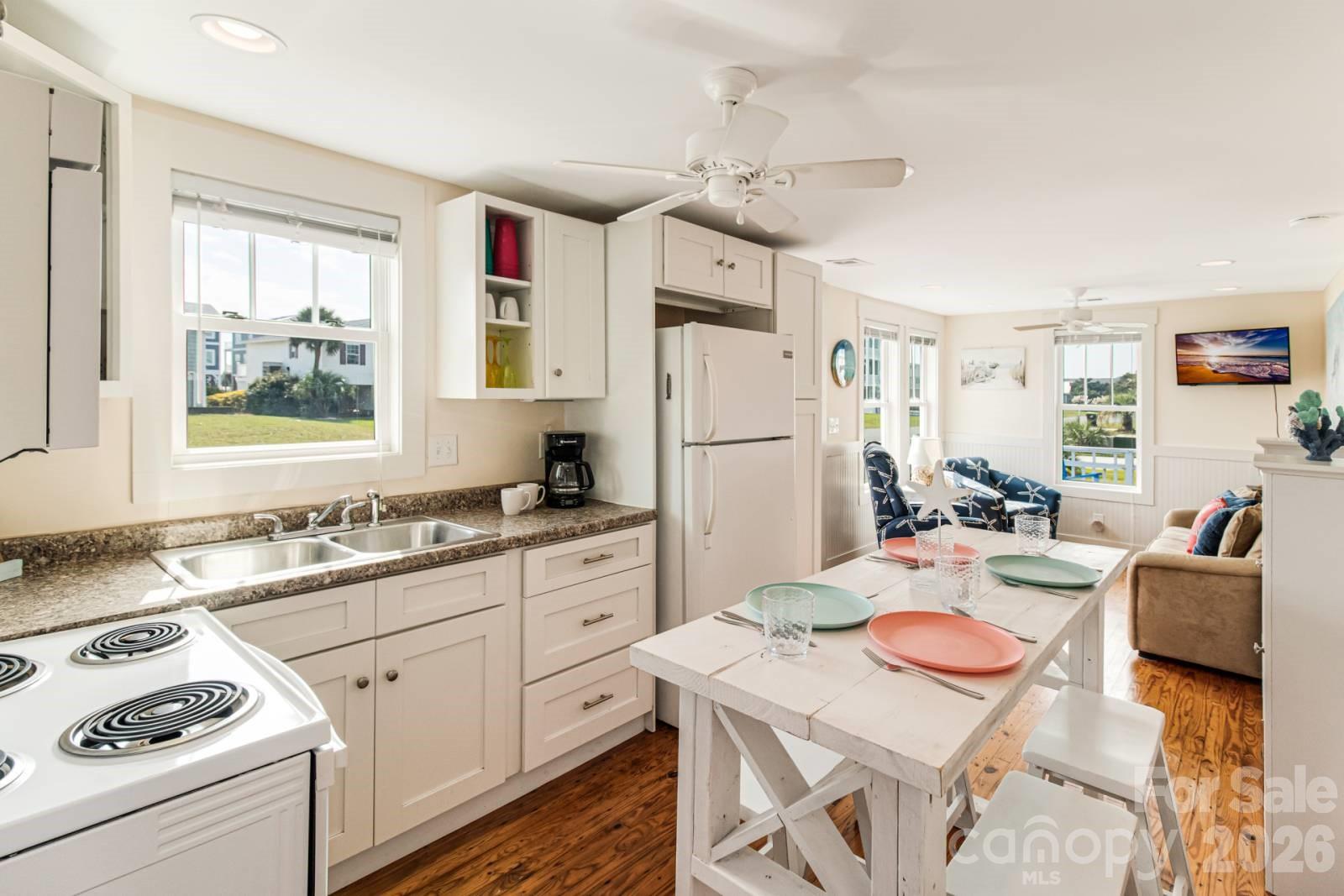 2622 E Dolphin Drive 11/30