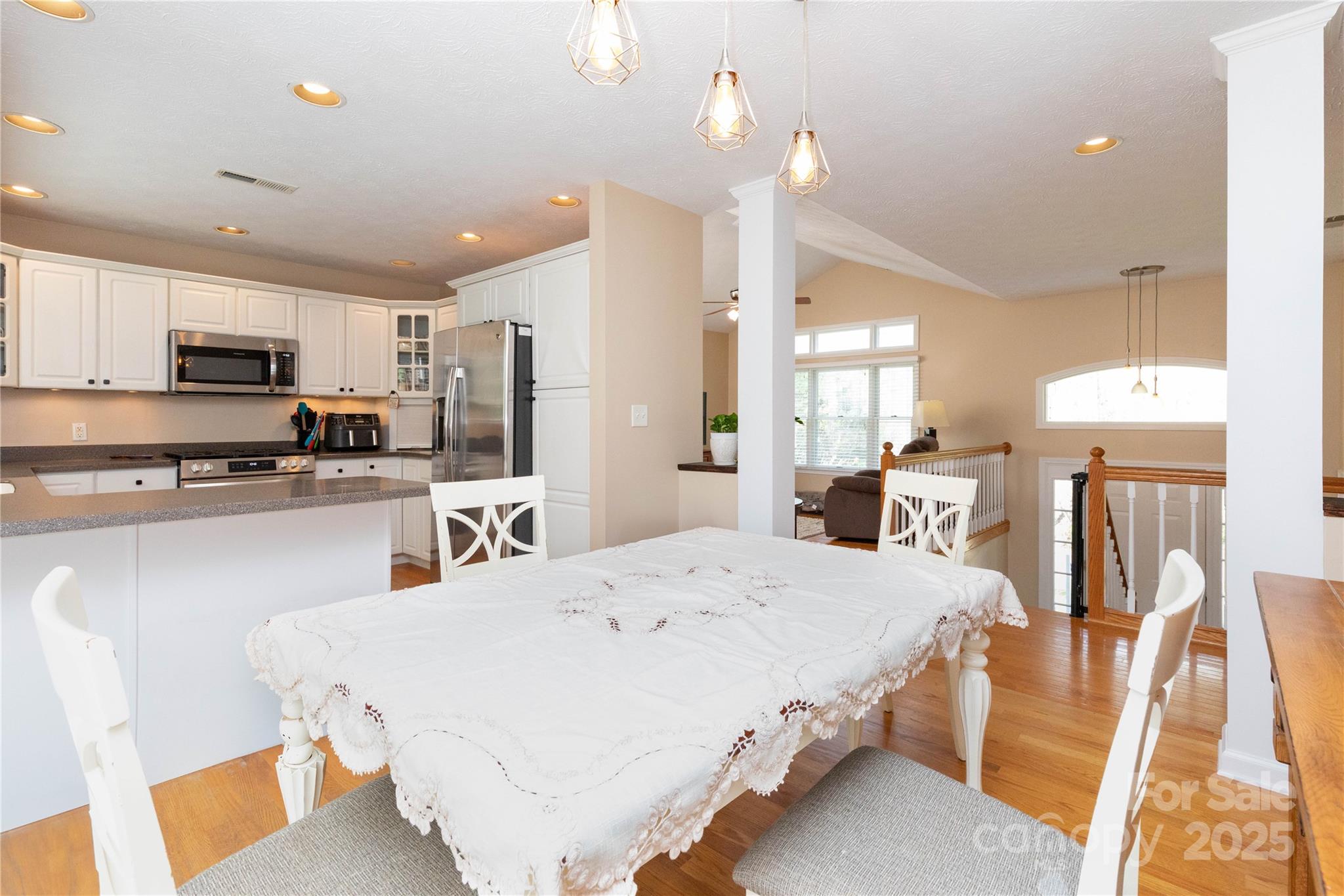 110 Red Fox Den Road