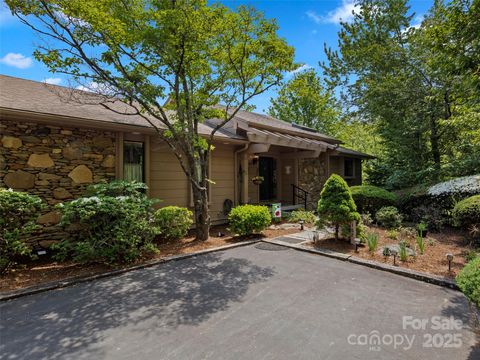 Photo of 167 Country Ridge Road, Laurel Park, NC 28739 (MLS # 4258205)