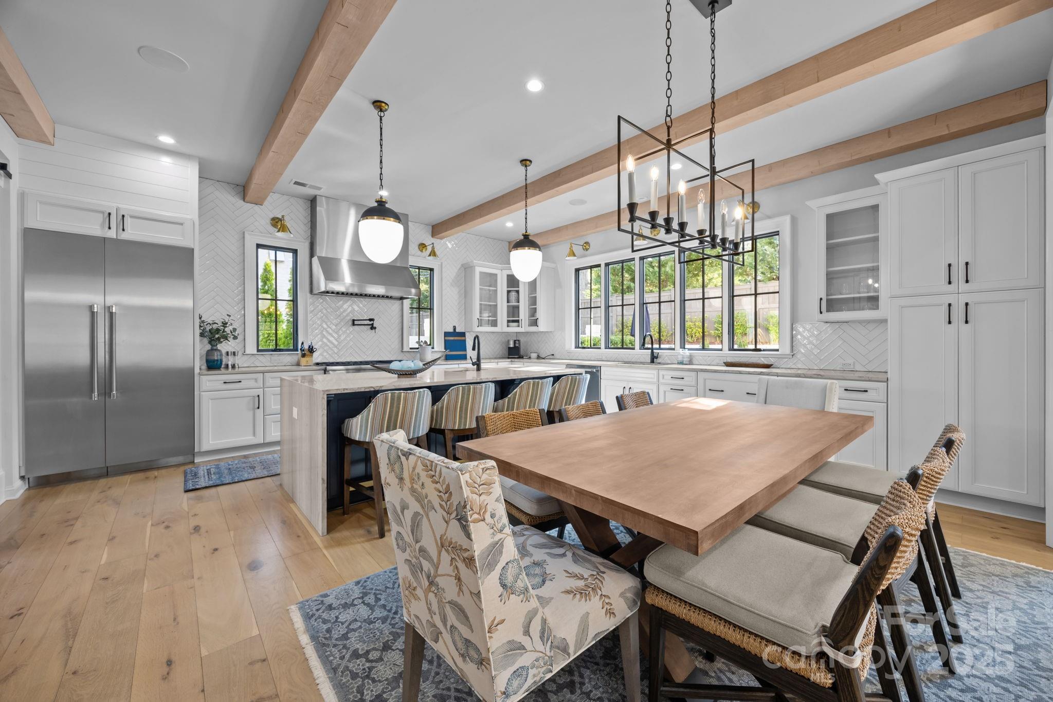 1215 S Kings Drive