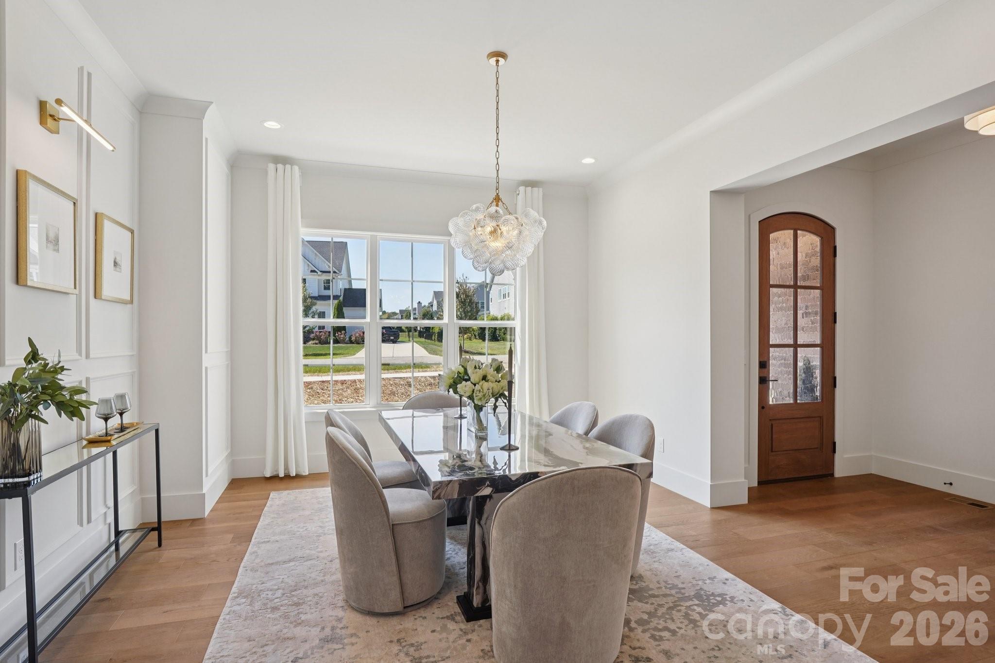 Hollins Grove - Residential