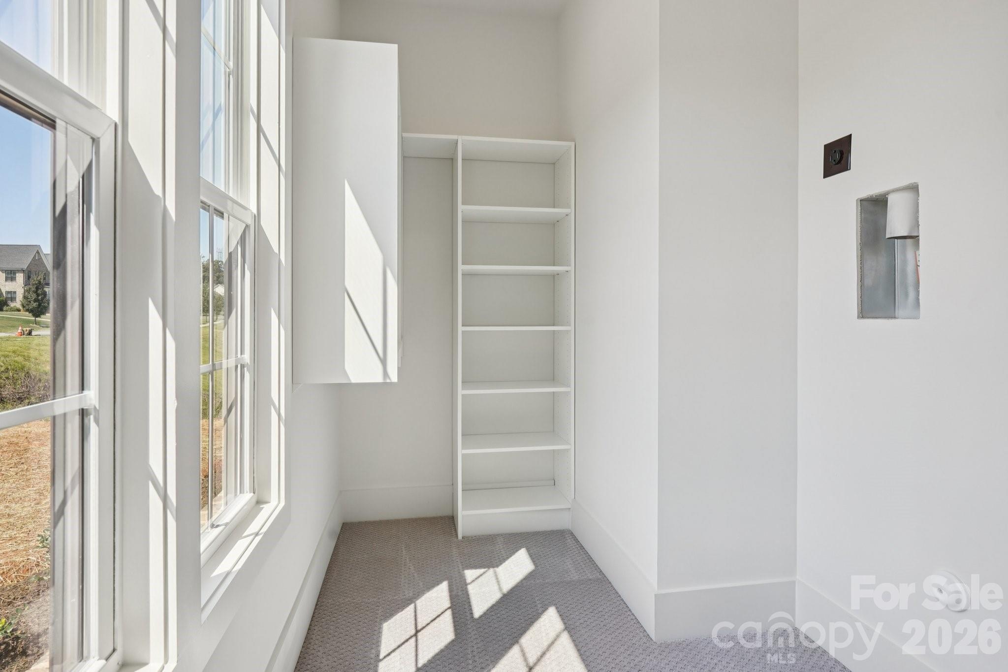 Hollins Grove - Residential