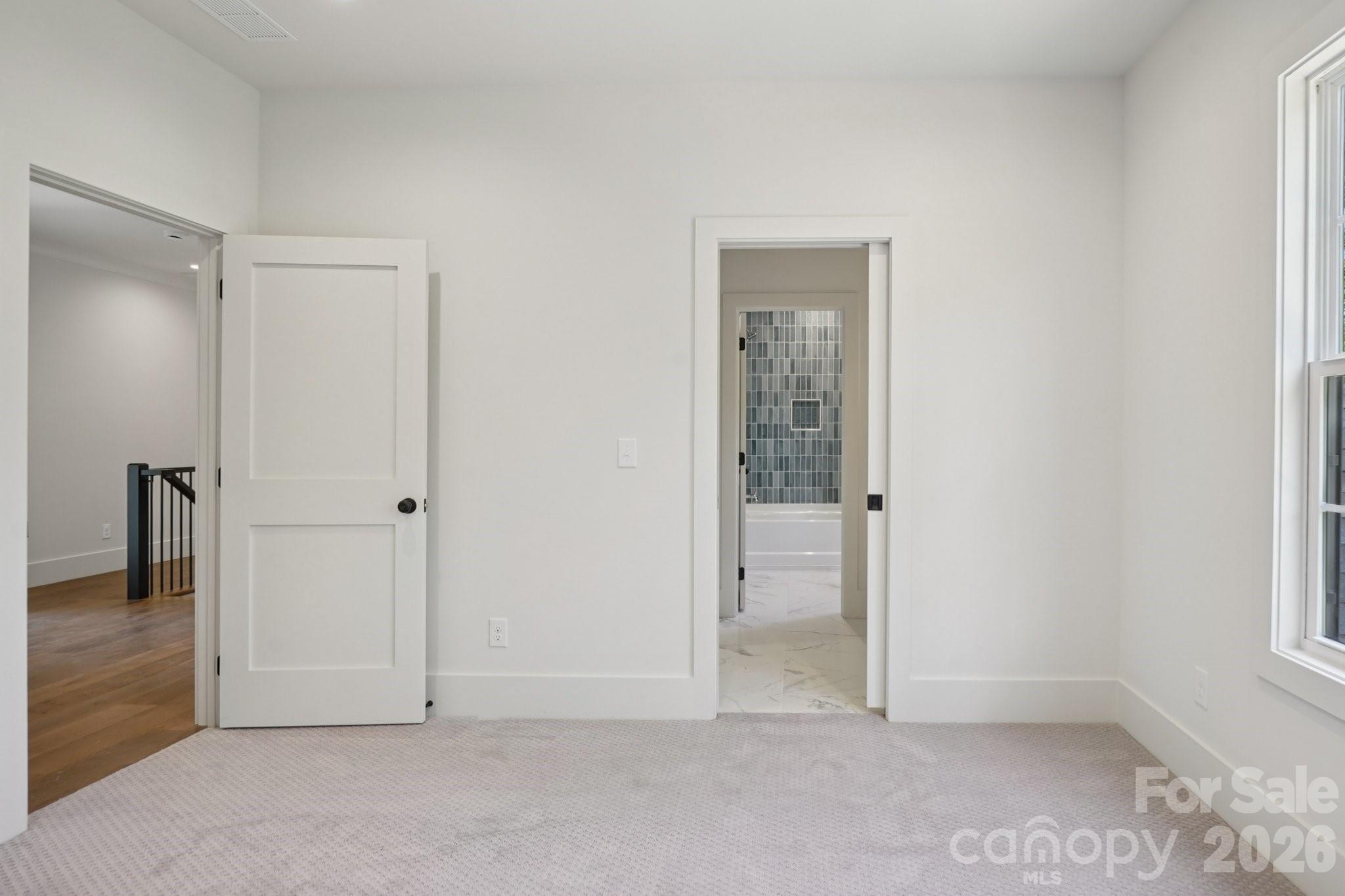 Hollins Grove - Residential