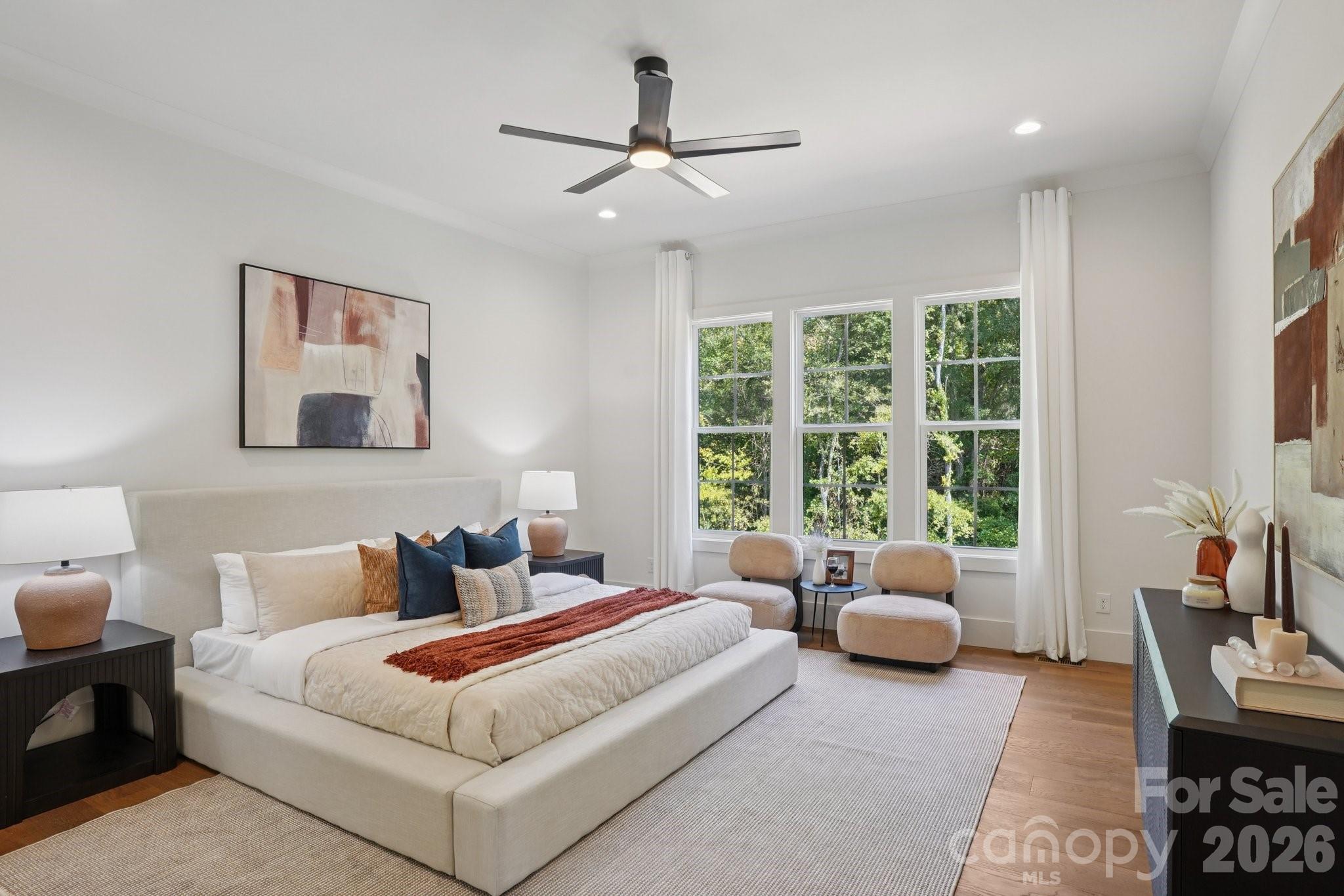 Hollins Grove - Residential