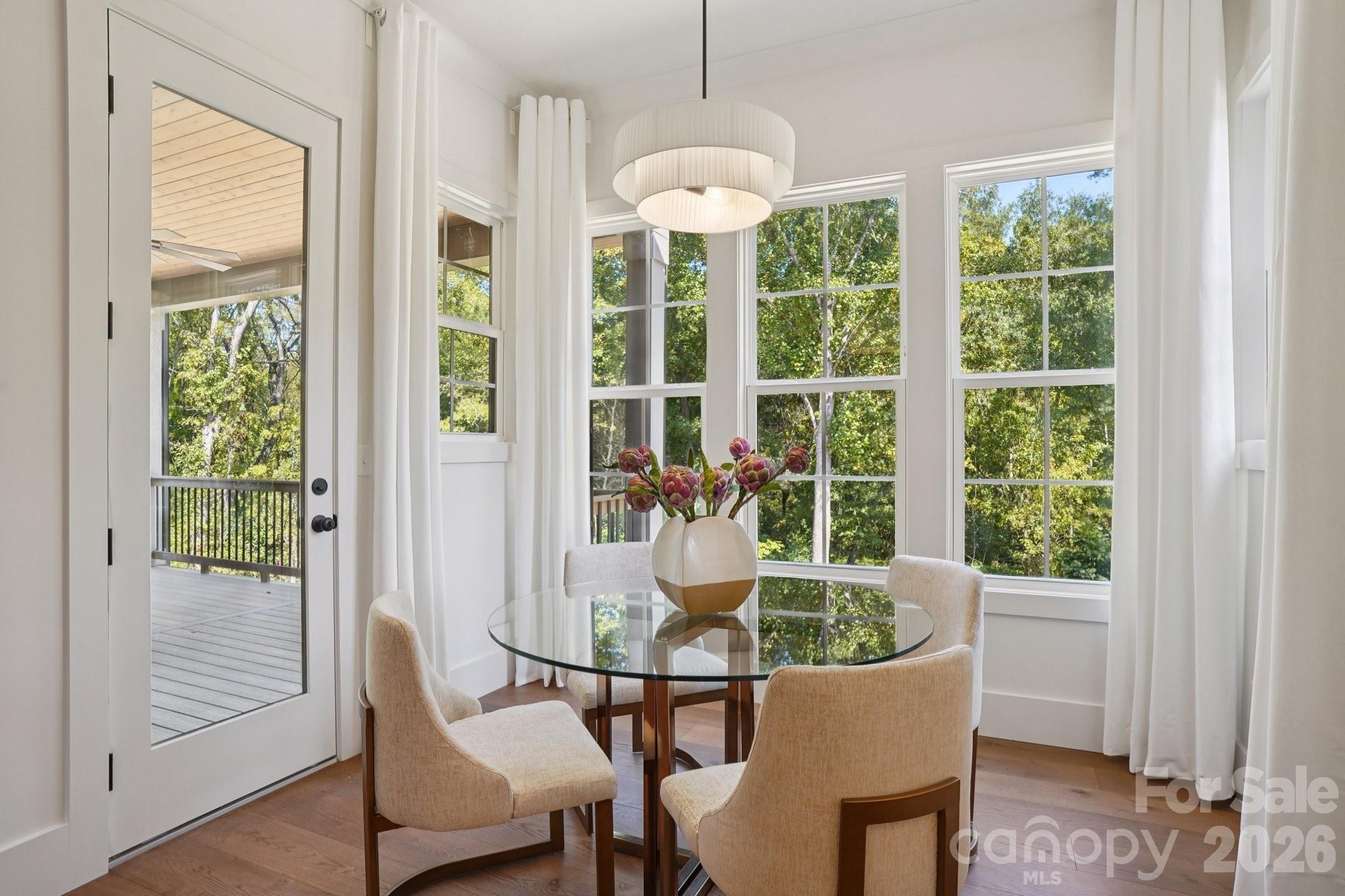 Hollins Grove - Residential